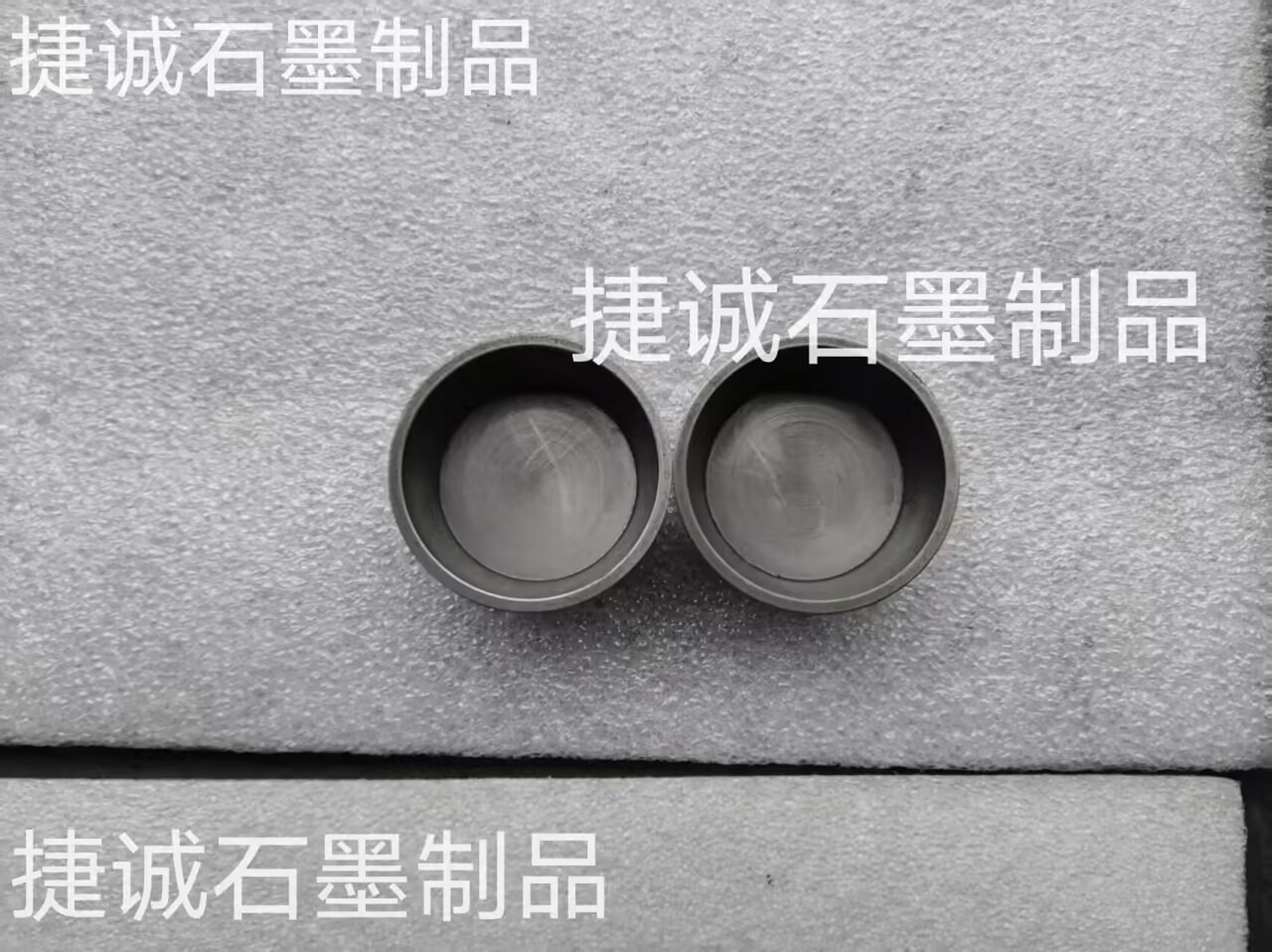 石墨坩堝，高純石墨坩堝，等靜壓石墨坩堝，高精密石墨坩堝，石墨坩堝加工，石墨坩堝加工廠，石墨坩堝生產廠家，石墨匣缽坩堝